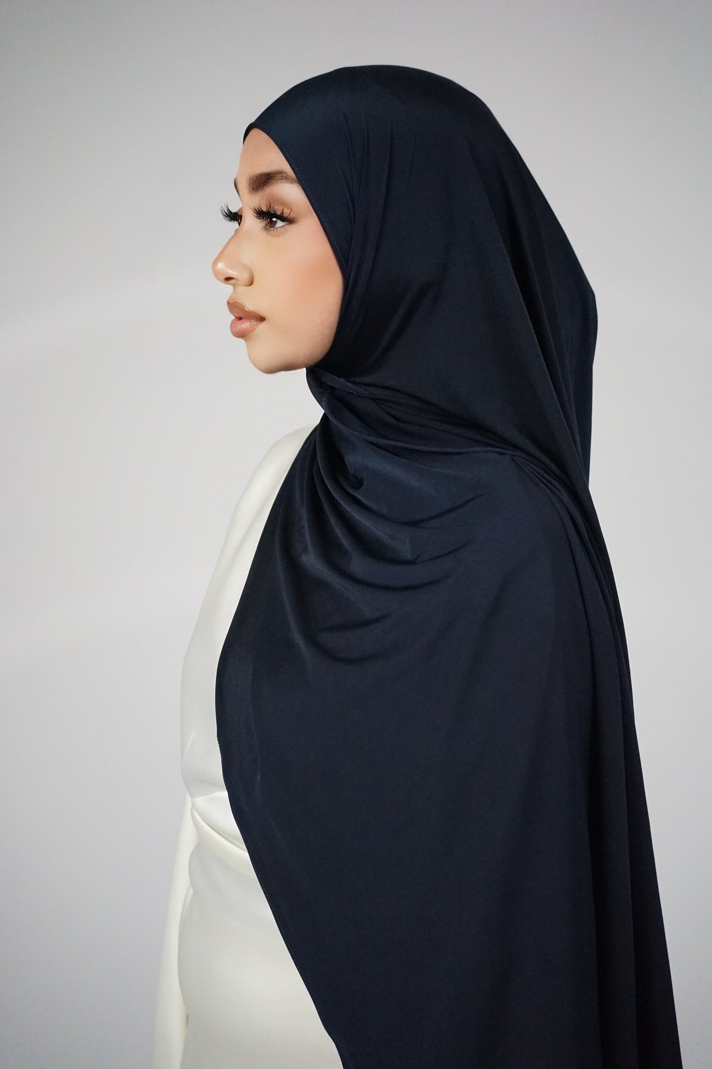 NAVY LIQUID JERSEY HIJAB