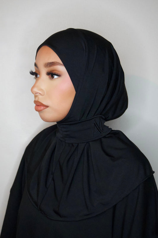 HIJAB CAGOULE NOIR À BOUTONS