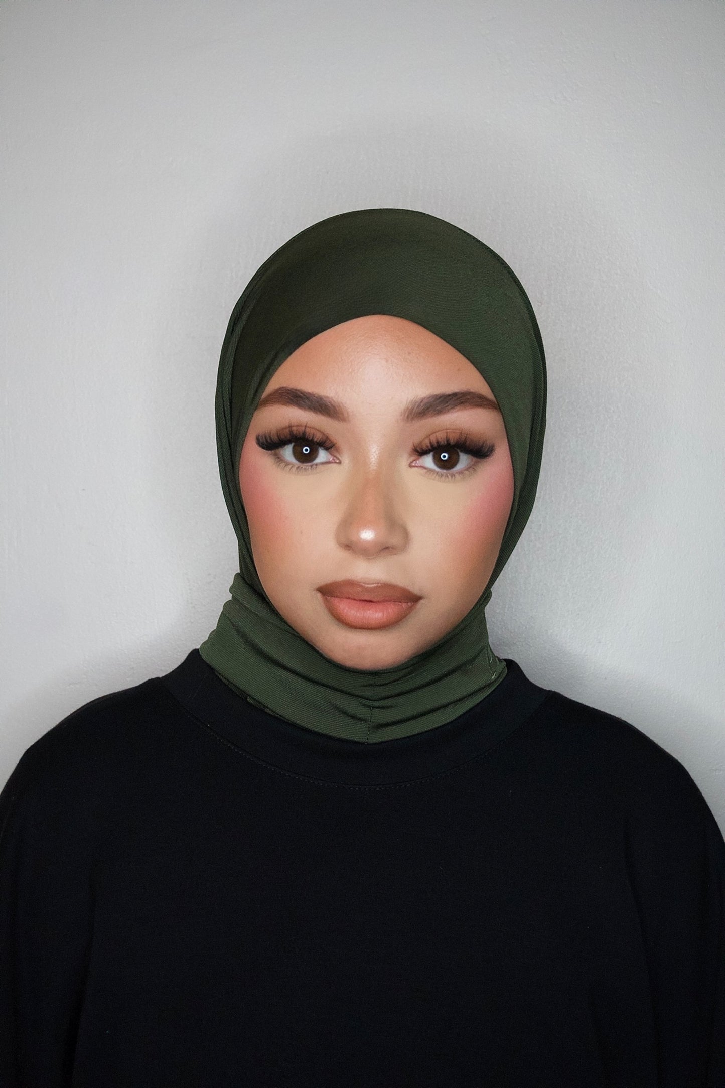 HIJAB CAGOULE À BOUTONS KHAKI