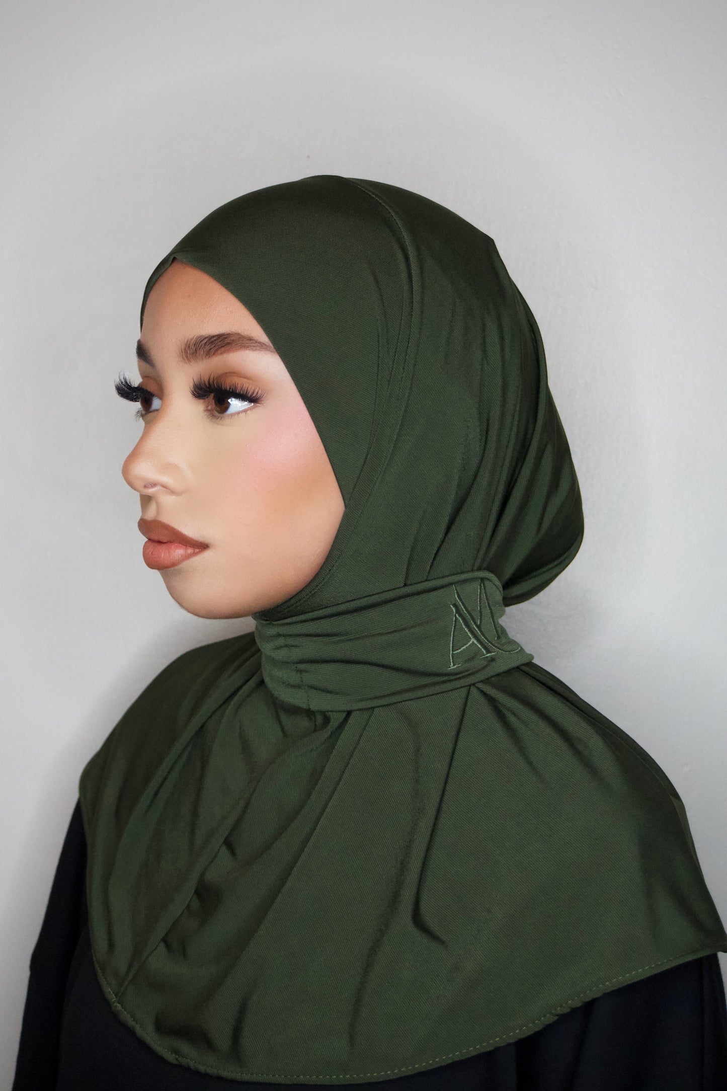 HIJAB CAGOULE À BOUTONS KHAKI