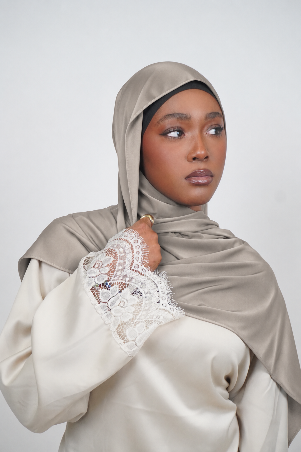 CHAMPAGNE LIQUID JERSEY HIJAB